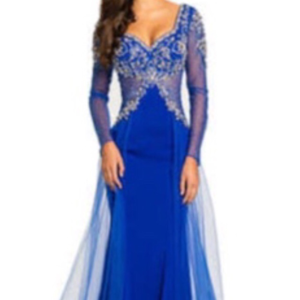 Jonathan Kayne gown.